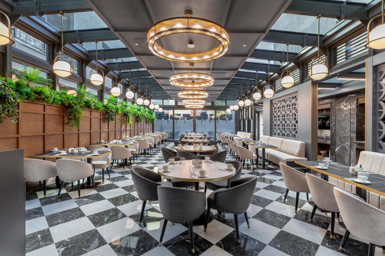 Wish More Hotel Sisli Estambul Exterior foto The interior of the restaurant