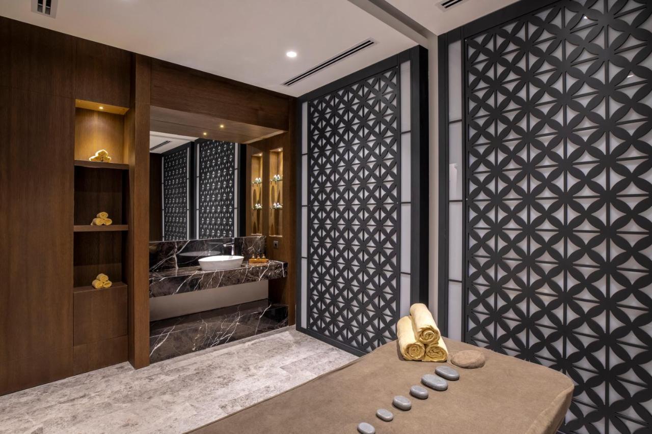 Wish More Hotel Sisli Estambul Exterior foto The Spa at The St. Regis Mumbai